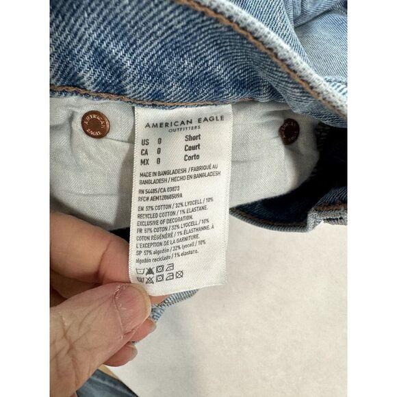 American Eagle Jeans 90s Skinny Distressed Light Wash - Size 0 - Picture 2 of 10